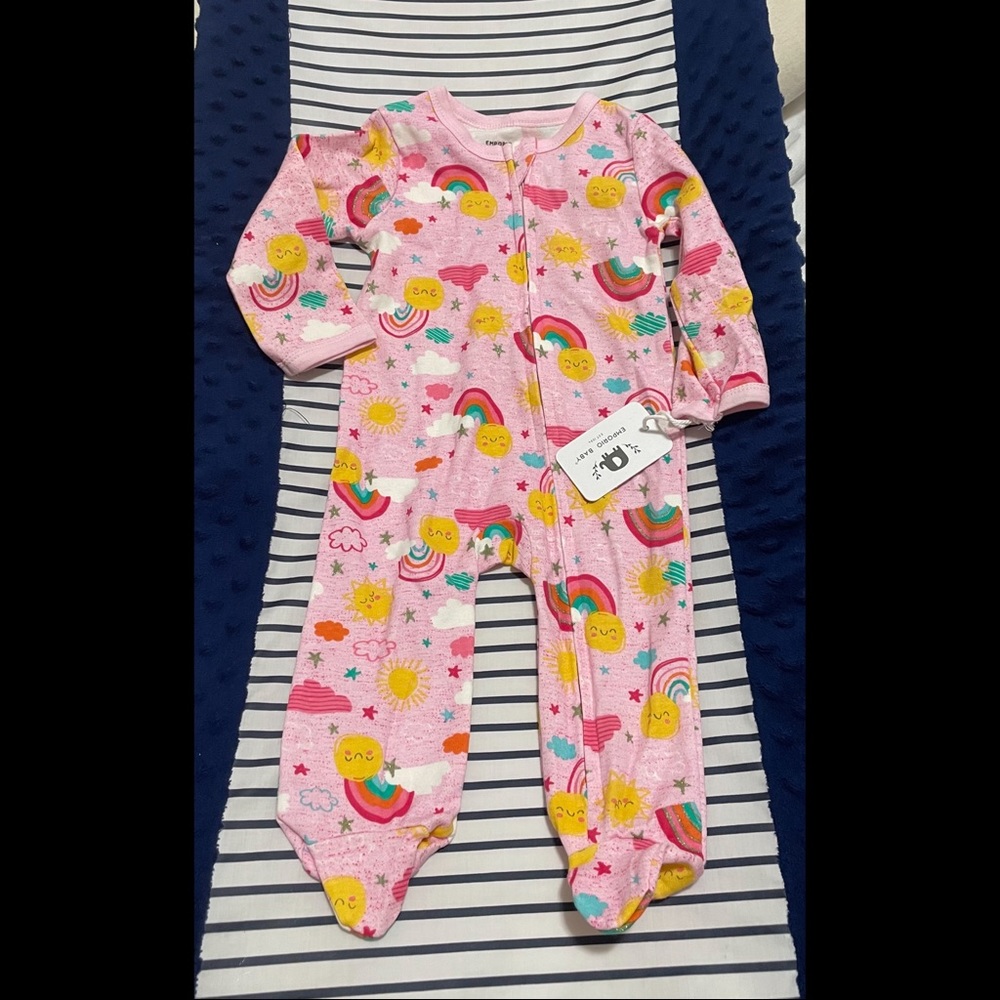 [NWT] Baby footed onesie (6M)